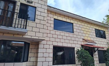 RENTA DE CASA COLINAS DEL BOSQUE EN PRIVADA 5 RECÁMARAS CORREGIDORA QUERÉTARO