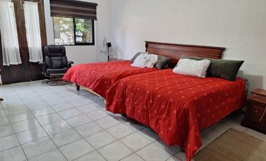 RENTA DE CASA COLINAS DEL BOSQUE EN PRIVADA 5 RECÁMARAS CORREGIDORA QUERÉTARO