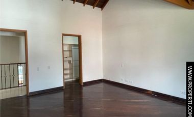 Casa en Arriendo Sector Las Palmas - Envigado