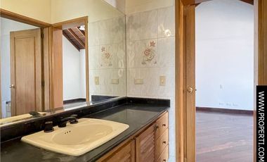 Casa en Arriendo Sector Las Palmas - Envigado