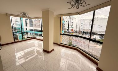 ARRIENDA APARTAMENTO AVENIDA PARALELA
