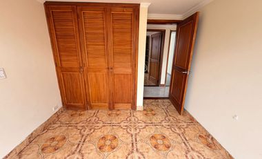 ARRIENDA APARTAMENTO AVENIDA PARALELA