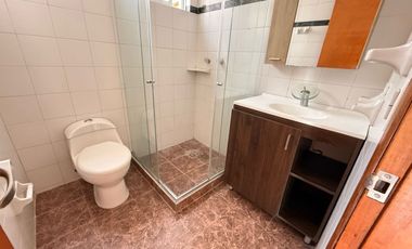 ARRIENDA APARTAMENTO AVENIDA PARALELA