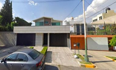 CASA EN REMATE EN CIUDAD SATELITE CDMX