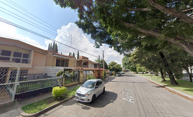 VENTA DE CASA EN GUADALAJARA COLONIA BOSQUES DE LA VICTORIA