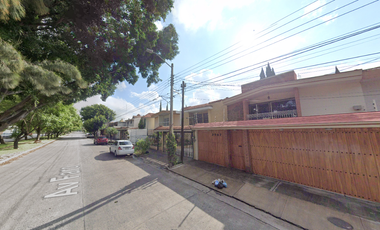 VENTA DE CASA EN GUADALAJARA COLONIA BOSQUES DE LA VICTORIA