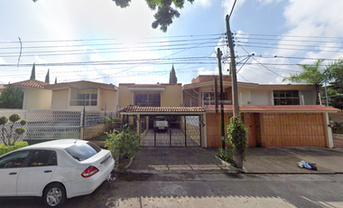 VENTA DE CASA EN GUADALAJARA COLONIA BOSQUES DE LA VICTORIA