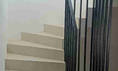 Venta de Casas con Crédito Vip en Menfis, Sector Obrapía, Loja