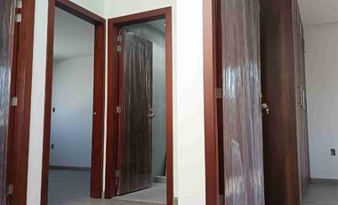 Venta de Casas con Crédito Vip en Menfis, Sector Obrapía, Loja