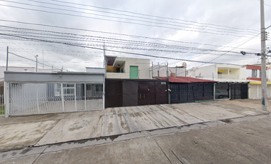 VENTA DE CASA EN JALISCO COLONIA JARDINES DE LA CRUXZ