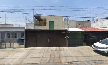 VENTA DE CASA EN JALISCO COLONIA JARDINES DE LA CRUXZ