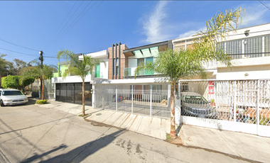 VENTA DE CASA EN GUADALAJARA COLONIA SANTA MONICA