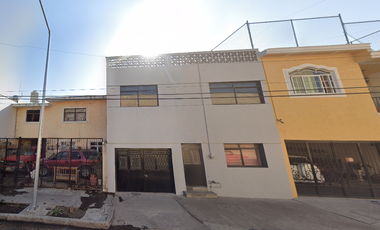 VENTA DE CASA EN GUADALAJARA COLONIA SUTAJ