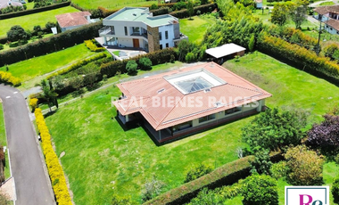Vendo Hermosa Casa Campestre en Parcelación en La Ceja del Tambo