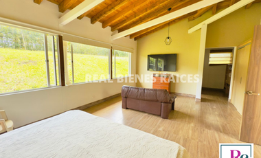 Vendo Hermosa Casa Campestre en Parcelación en La Ceja del Tambo