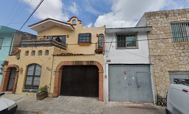 VENTA DE CASA EN GUADALAJARA COLONIA LA GUADALUPANA