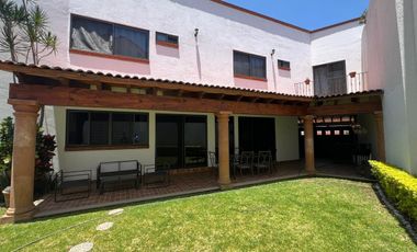 Casa en Fraccionamiento Al Norte de Cuernavaca