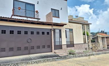 Casa en Fraccionamiento Al Norte de Cuernavaca