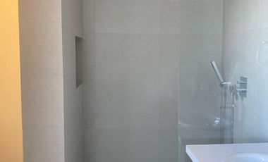🏙️ Departamento de 3 Dormitorios en Venta en Edificio de Lujo en la Av. Ordoñez Lasso