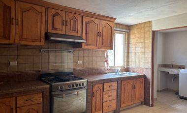 VENTA CASA CON ALBERCA AL NORTE FRACC CERRADO