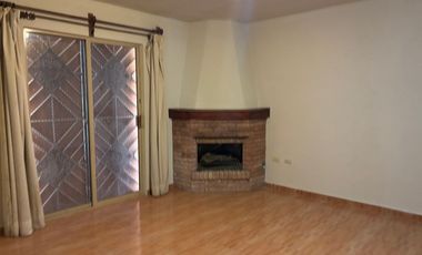 VENTA CASA CON ALBERCA AL NORTE FRACC CERRADO