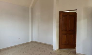 VENTA CASA CON ALBERCA AL NORTE FRACC CERRADO