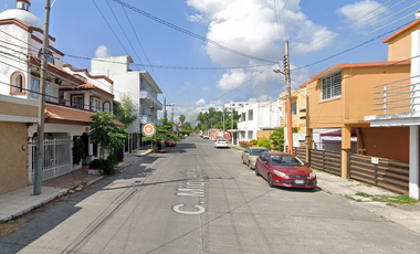 CASA EN VENTA EN POZARICA DE HIDALGO
