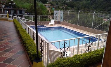Venta hermosa Finca, Vereda Quebrada Arriba, Copacabana Antioquia.