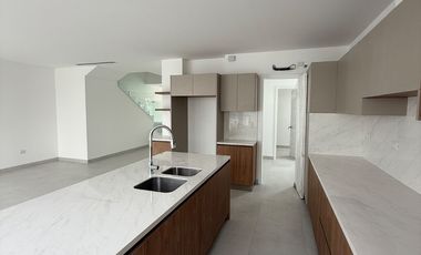 CASA AIRES NORTE SAMBORONDON 245.00M2