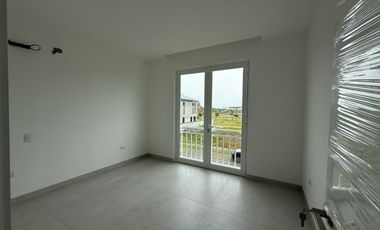 CASA AIRES NORTE SAMBORONDON 245.00M2