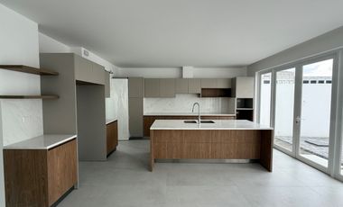 CASA AIRES NORTE SAMBORONDON 245.00M2