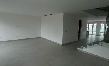 CASA AIRES NORTE SAMBORONDON 245.00M2
