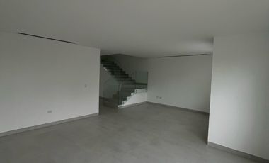 CASA AIRES NORTE SAMBORONDON 245.00M2