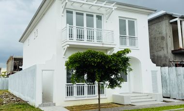 CASA AIRES NORTE SAMBORONDON 245.00M2