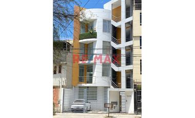 Departamento En Venta En Urb. Miraflores // ID: 1132423