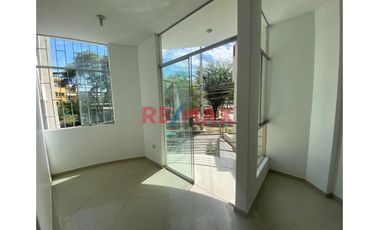 Departamento En Venta En Urb. Miraflores // ID: 1132423