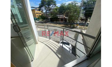 Departamento En Venta En Urb. Miraflores // ID: 1132423