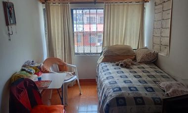 CASA EN VENTA LUCERNA, KENNEDY