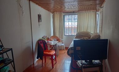 CASA EN VENTA LUCERNA, KENNEDY