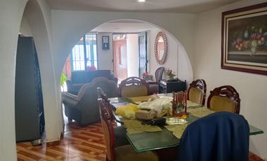 CASA EN VENTA LUCERNA, KENNEDY