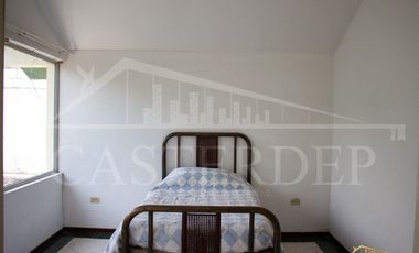 Vendo casa independiente en la Mitad del Mundo