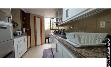 Apartamento Amoblado en Arriendo Sector Oviedo - Poblado