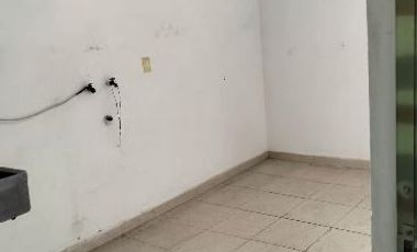 CASA DE 3 PISOS EN RESIDENCIAL SAN FRANCISCO HUATENGO