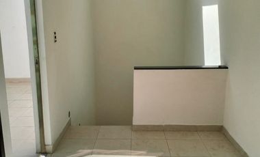 CASA DE 3 PISOS EN RESIDENCIAL SAN FRANCISCO HUATENGO