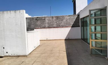 CASA DE 3 PISOS EN RESIDENCIAL SAN FRANCISCO HUATENGO