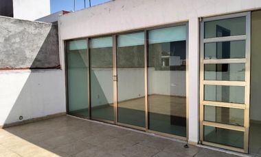 CASA DE 3 PISOS EN RESIDENCIAL SAN FRANCISCO HUATENGO