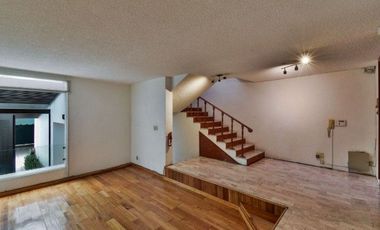 CASA EN VENTA EN INSURGENTES CUICUILCO