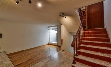 CASA EN VENTA EN INSURGENTES CUICUILCO