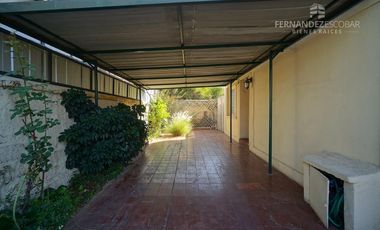 SAN FELIPE - SE VENDE CASA 5D 2B - SOBRE TOCORNAL