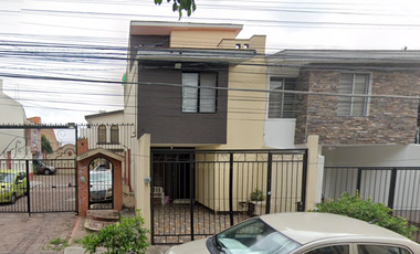 VENTA DE CASA EN GUADALAJARA COLONIA JARDINES DE SAN JOSE